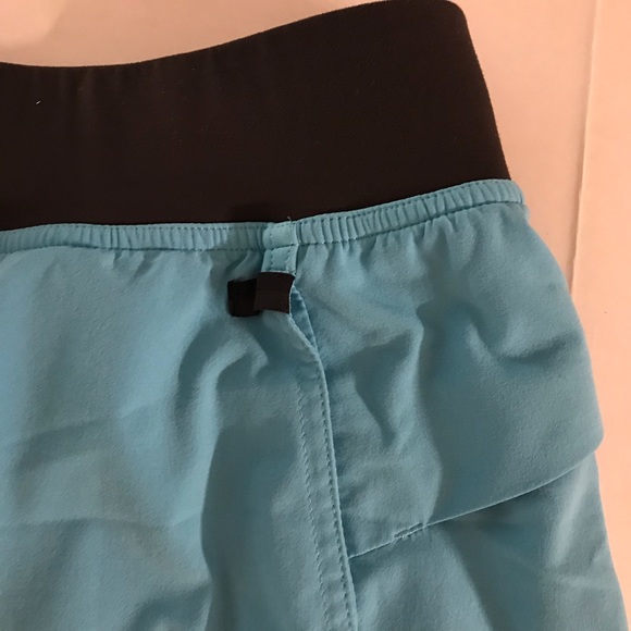 Lululemon Men’s Athletic Workout Shorts Size Large 10.5” inseam. - Picture 2 of 8